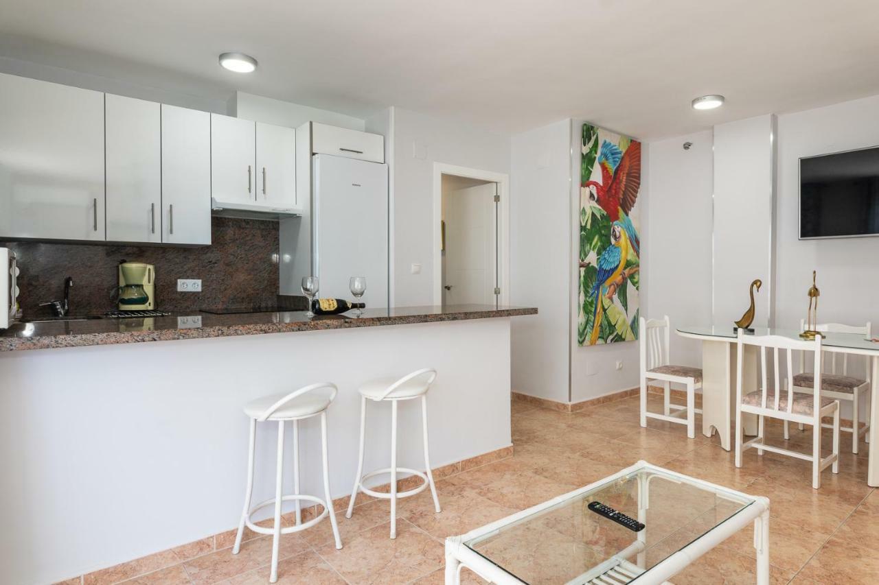 Apartamento Al Lado De La Playa 베날마데나코스타 외부 사진