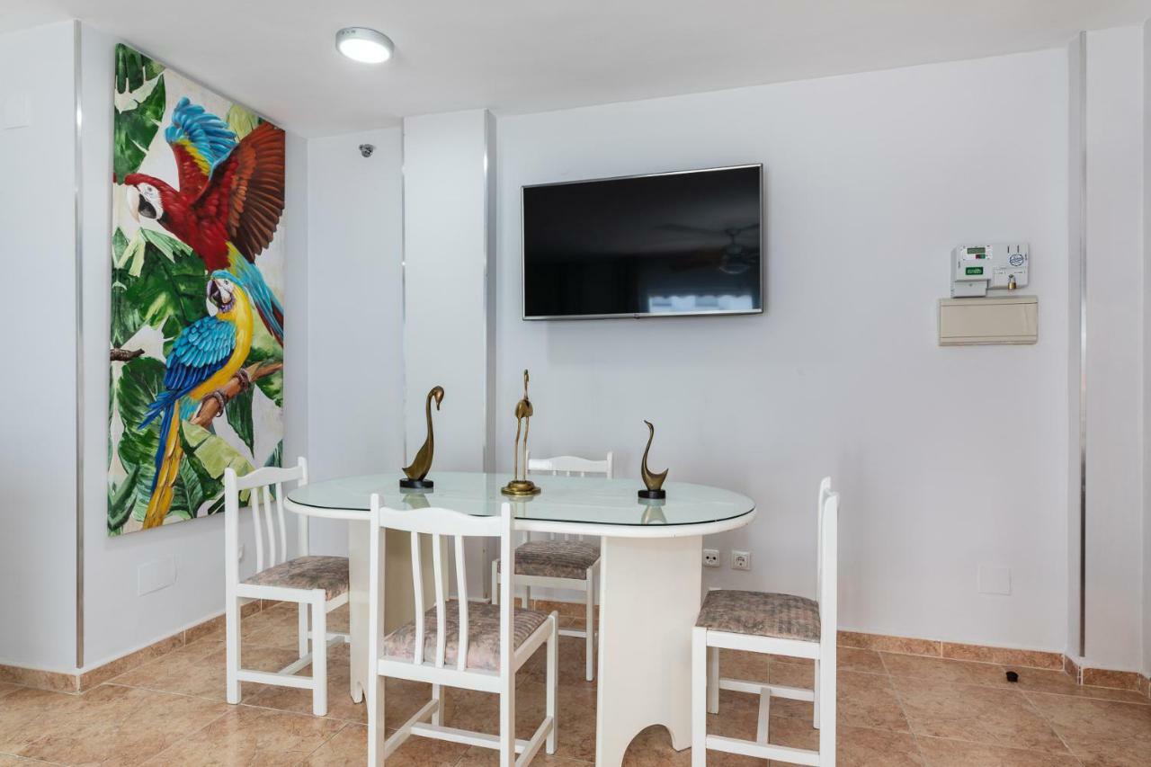 Apartamento Al Lado De La Playa 베날마데나코스타 외부 사진